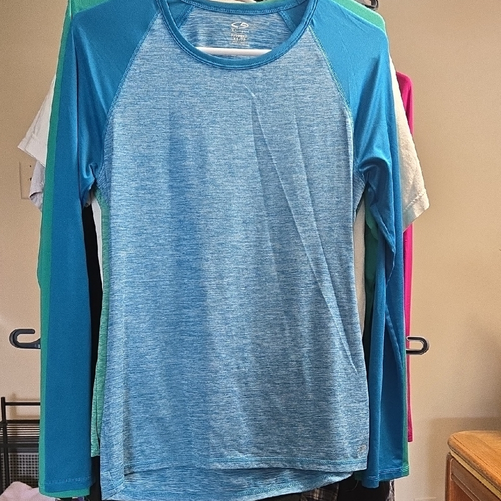Women's XS Blue Long Sleeve Athletic Shirt
